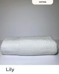 Lily Bath Sheet (63" L x 31.5" W)